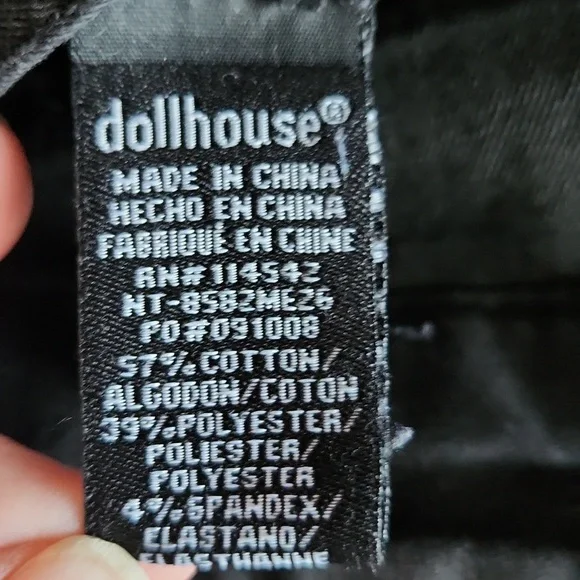 Dollhouse black shorts womans juniors size 9 - Picture 6 of 6
